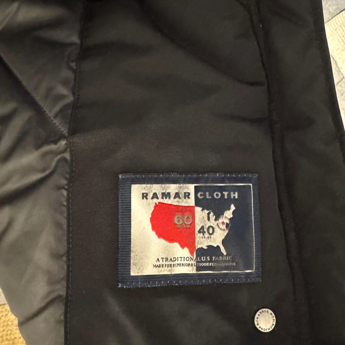 Svart parkajacka från Woolrich - 2