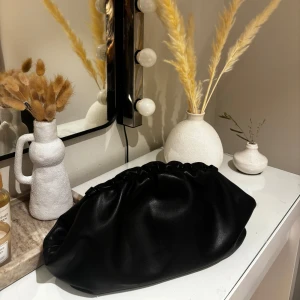 Supersnygg clutch!  - Supersnygg clutch, fiint skick! 🩷