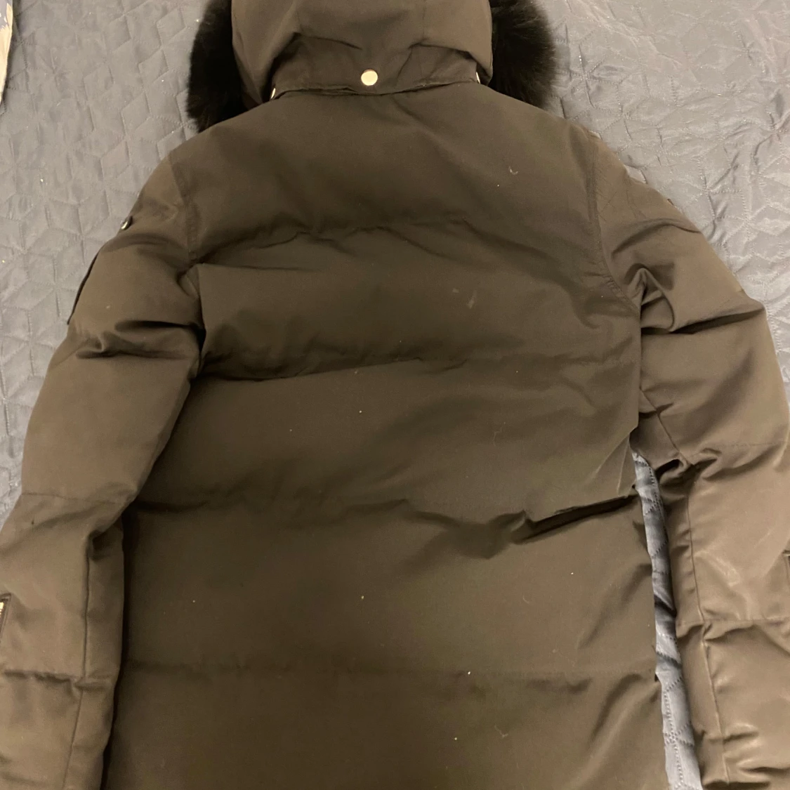 Svart dunjacka från Moose Knuckles - 1