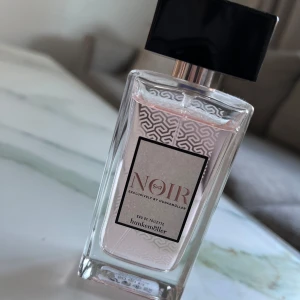 Hunkemöller parfym - Parfym från Hunkemöller. Oanvänd, endast provsprutat. Nypris: 369:-