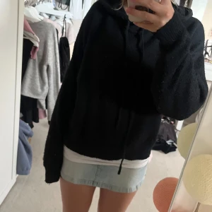 Stickad hoodie💕 - Säljer denna stickade hoodien från Lindex super fin💕