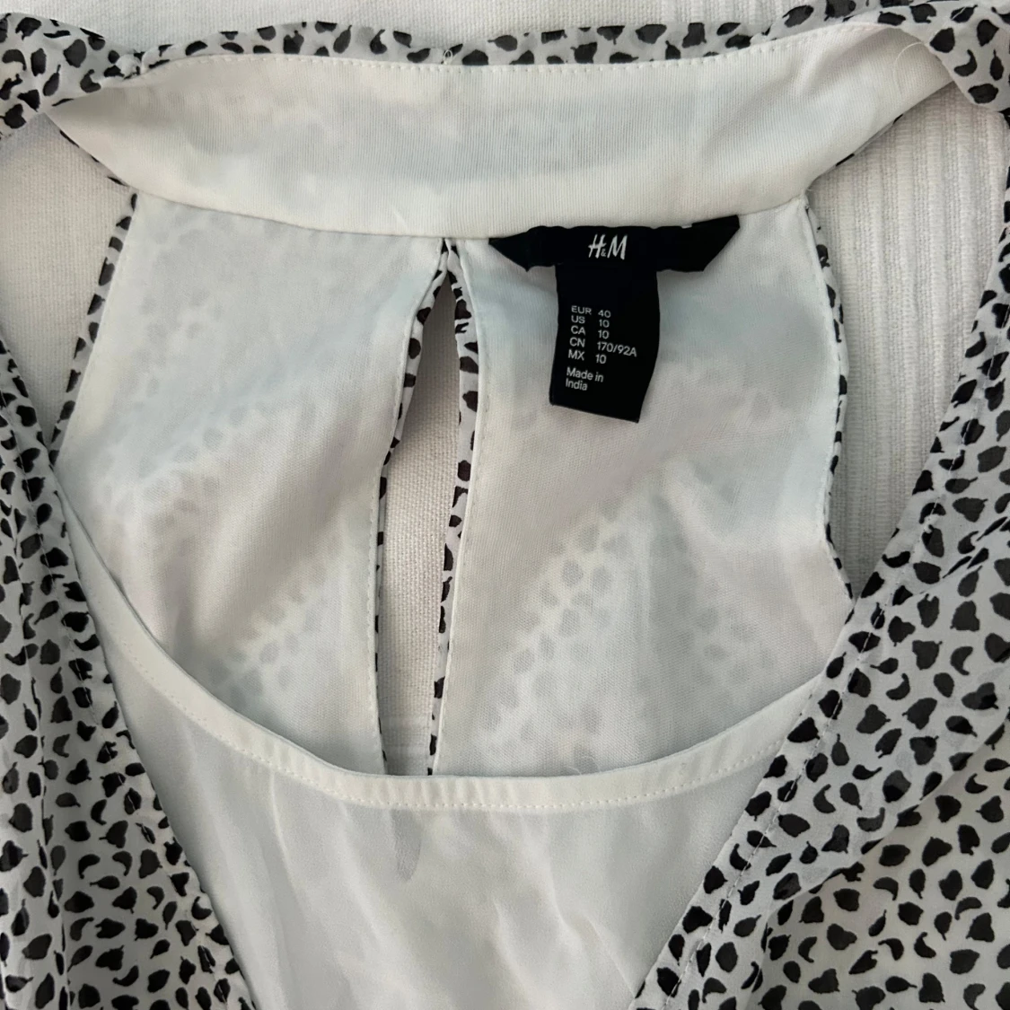 Svartvit prickig klänning från H&M - 91