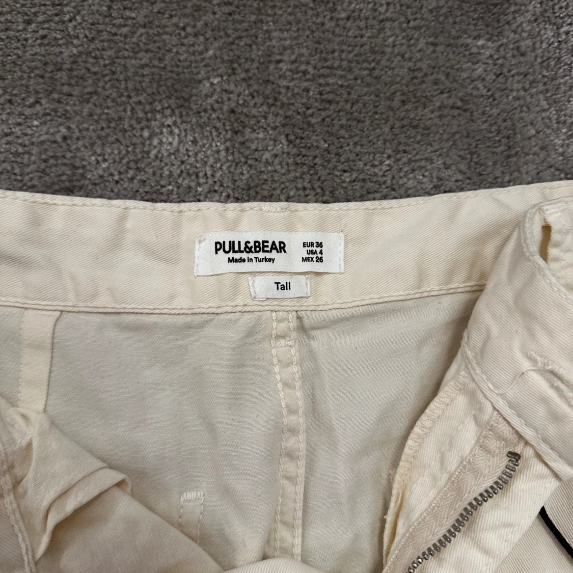 Cargo byxor från Pull & Bear - 92
