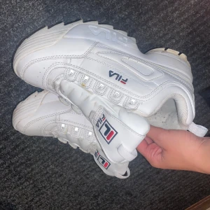 Fila skor - Ganska bra skick, saknar dock skosnören
