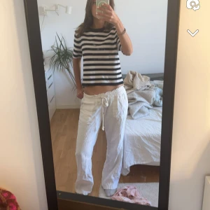 randig tröja 💕 - säljer denna randiga tröja🤗💕💕fin stickad t shirt , nyskick 