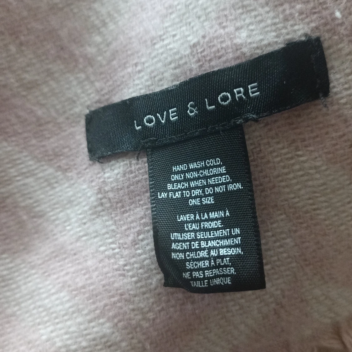 Rosa oversized sjal från Love & Lore - 91
