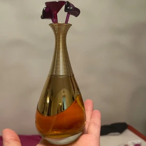 Parfym - Säljer min parfym, nypris: 399kr säljer för 59kr. 