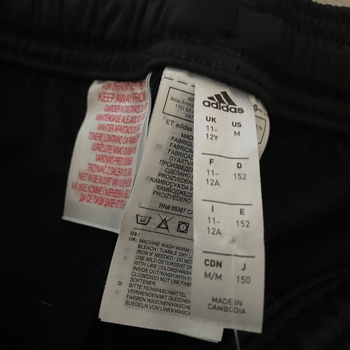 Svarta träningsbyxor från Adidas - 91