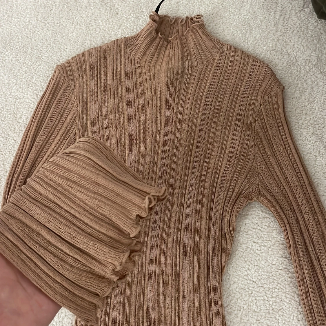 Beige ribbad tröja - 92