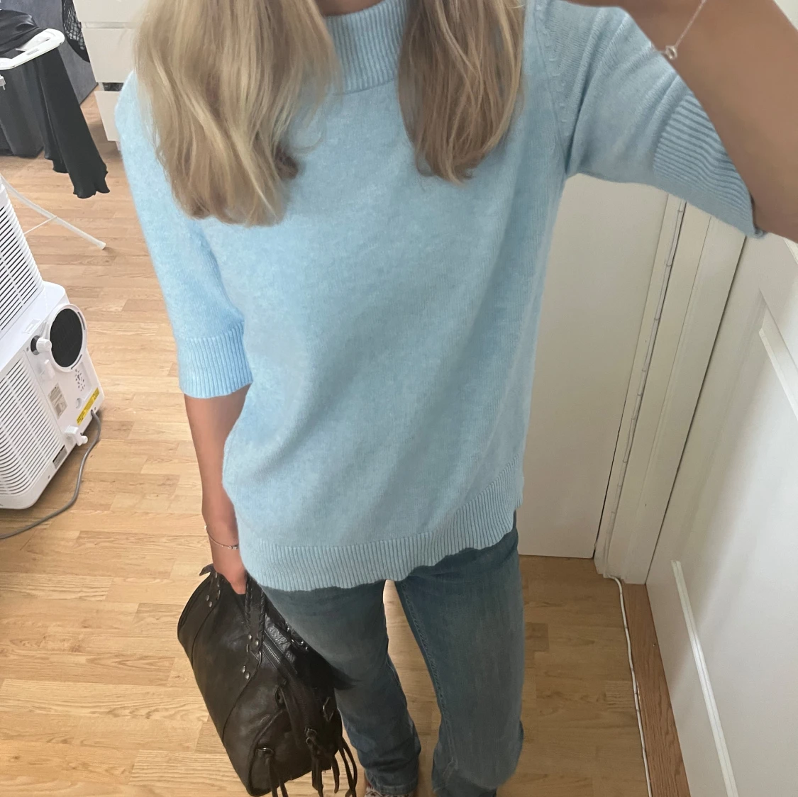 Söt blå stickad tröja från Vila - 91