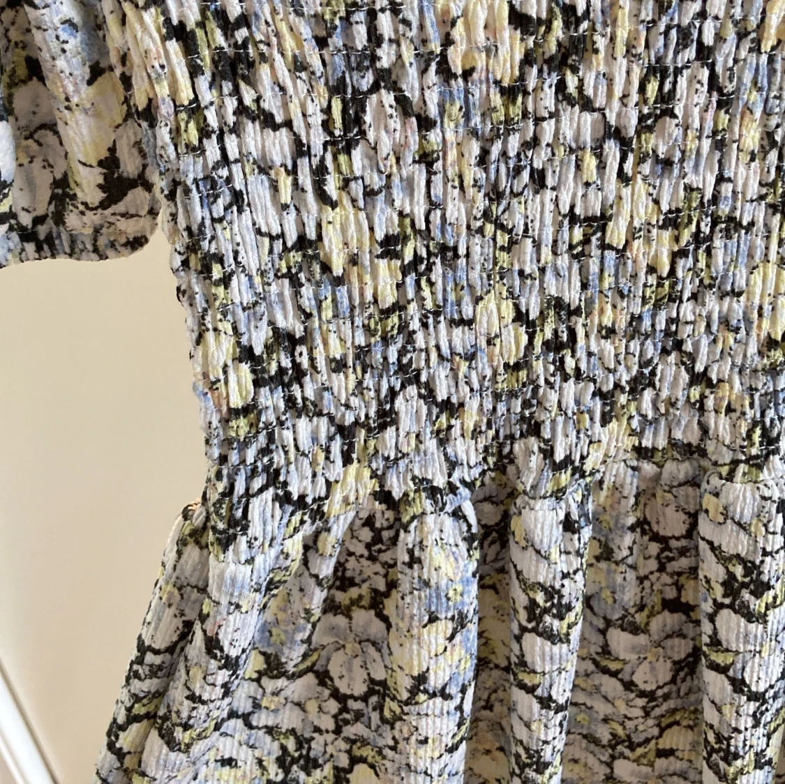 Blommig klänning - 92