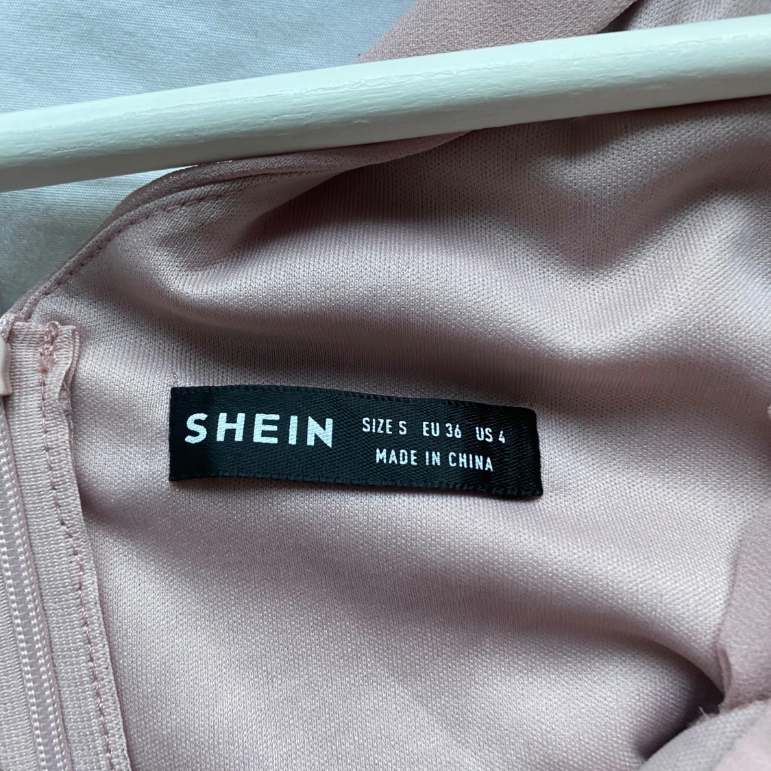 Rosa långklänning från Shein - 91