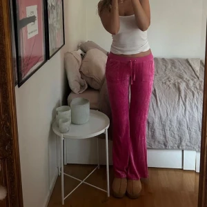 Juicy byxor - Nästan oanvänd för fler bilder skriv på privat 