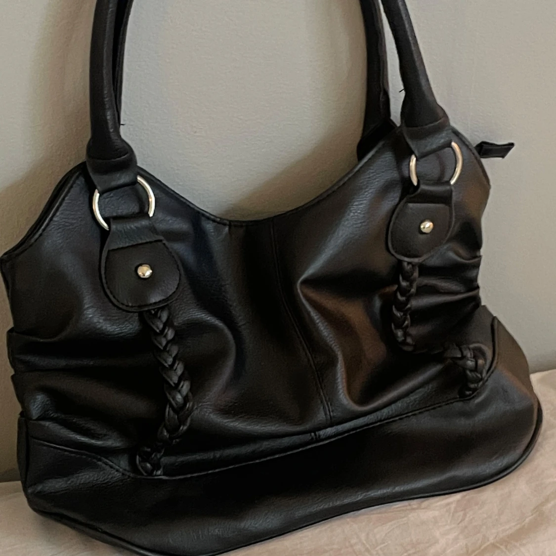 Gullig svart väska⚡️ - 90