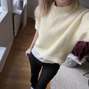 Zara stickad - Söt stickade tröja