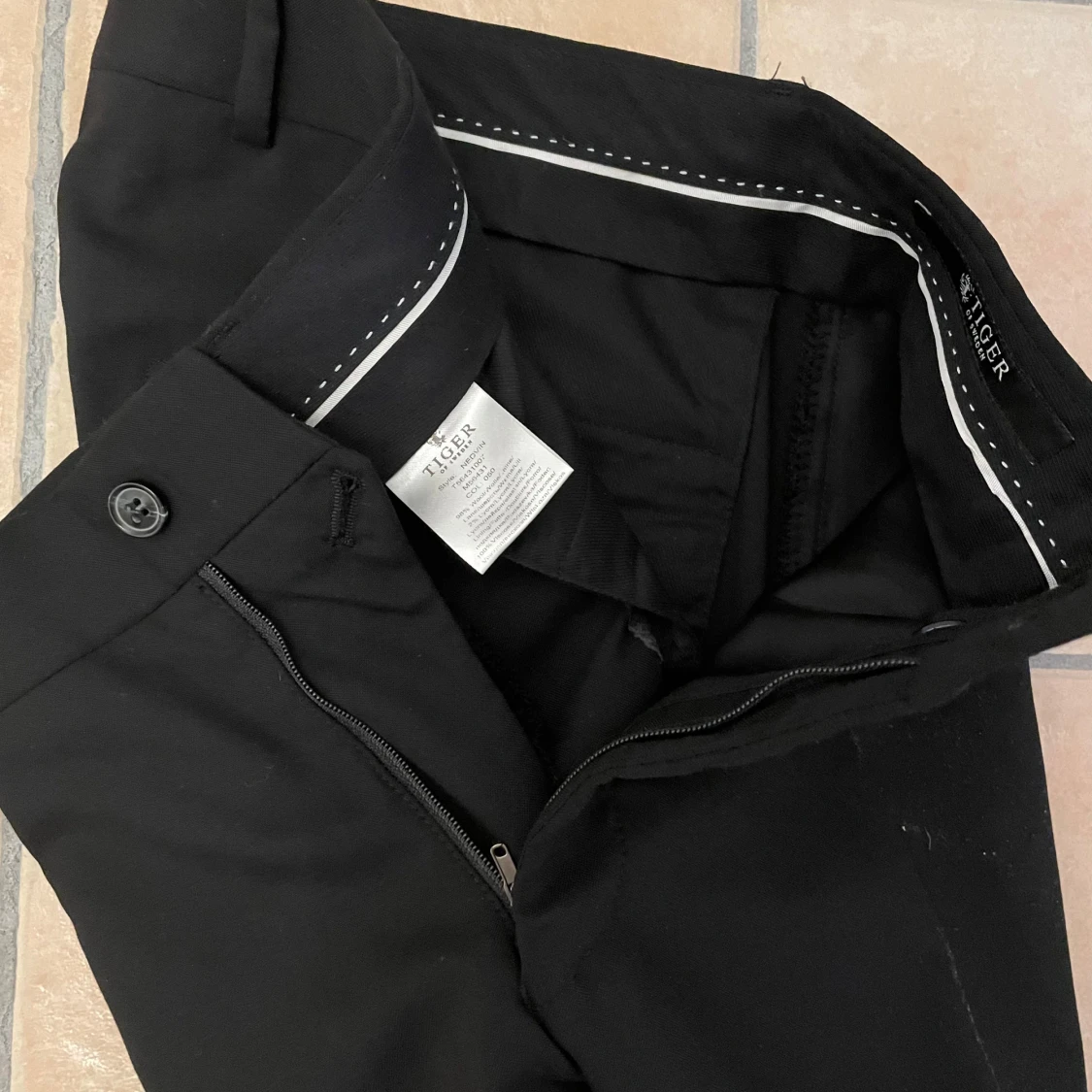 Kostym Tiger of Sweden  - 91