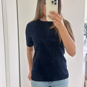 Stickad topp - Endast använd en gång❤️