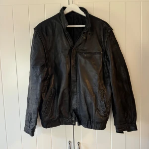 Läderjacka - Vintage läderjacka