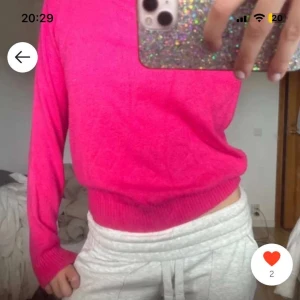 Jättefin rosa tjocktröja - Finaste rosa tjocktröjan som tyvärr inte kommer till användning längre💞