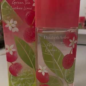 Elizabeth Arden parfym - Helt oanvänd parfym från elizabeth Arden💞💞100ml🥰