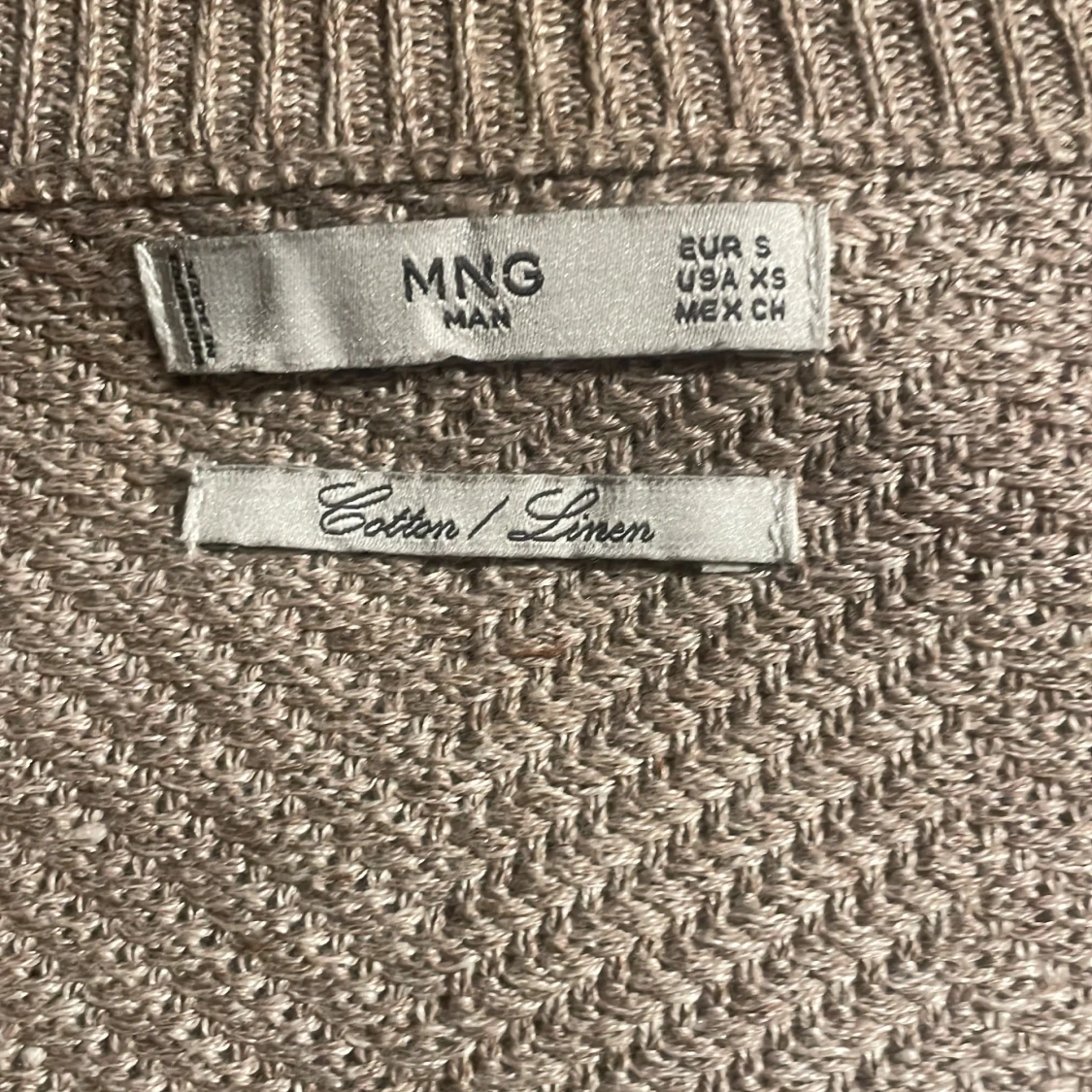 Stickad kavaj från MNG