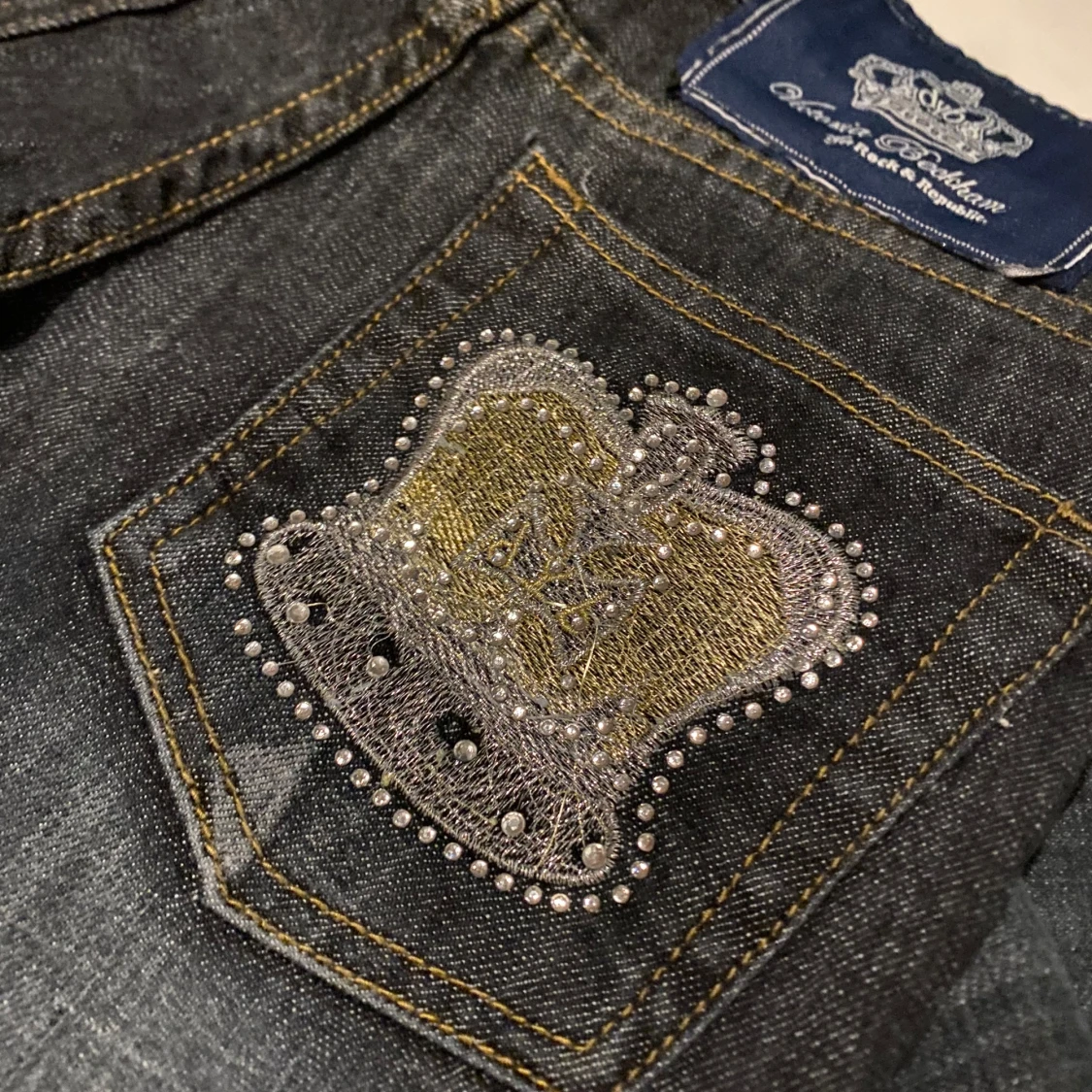 Victoria Beckham för Rock Revival - 90