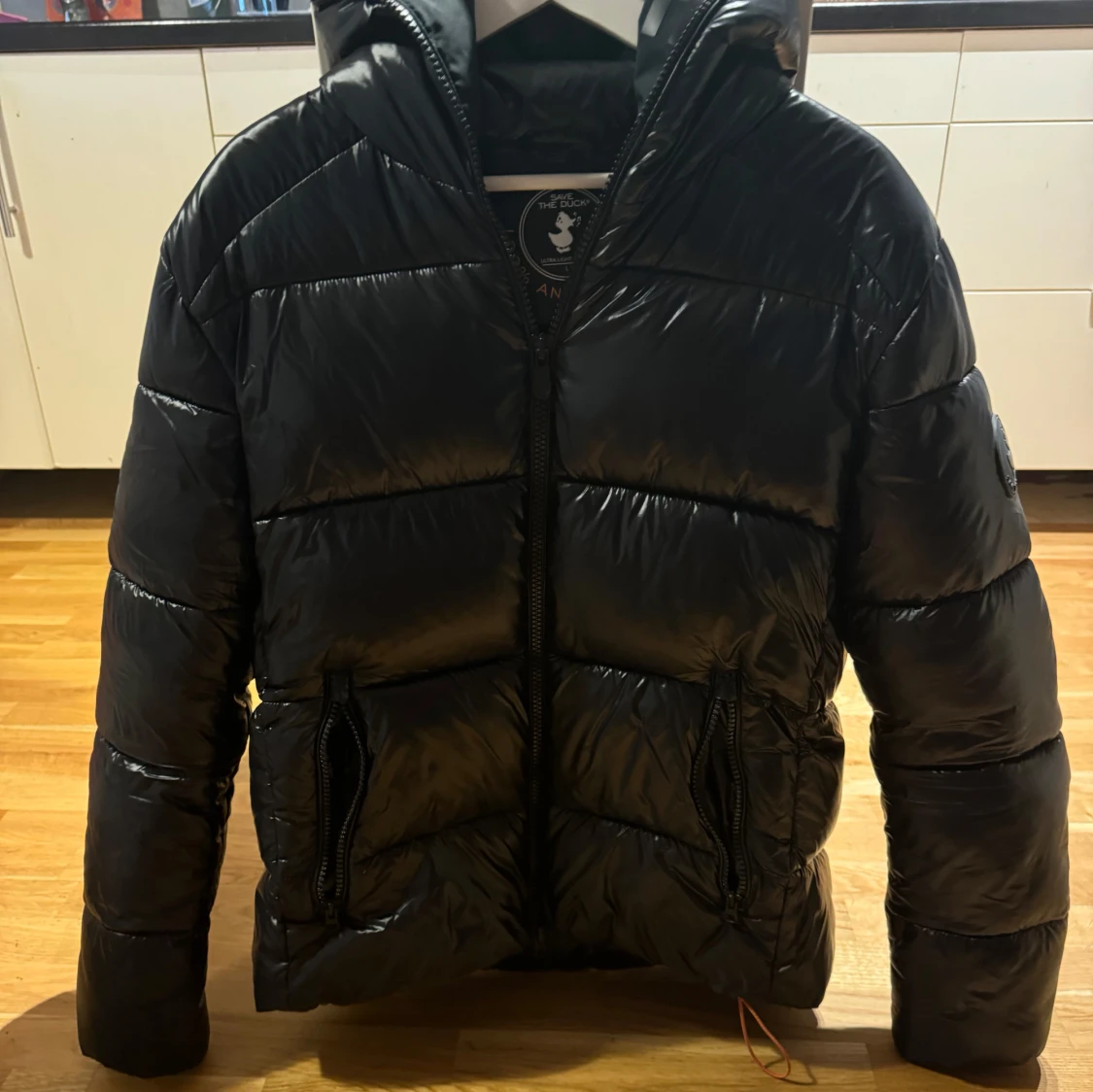 Svart pufferjacka från Save The Duck - 91