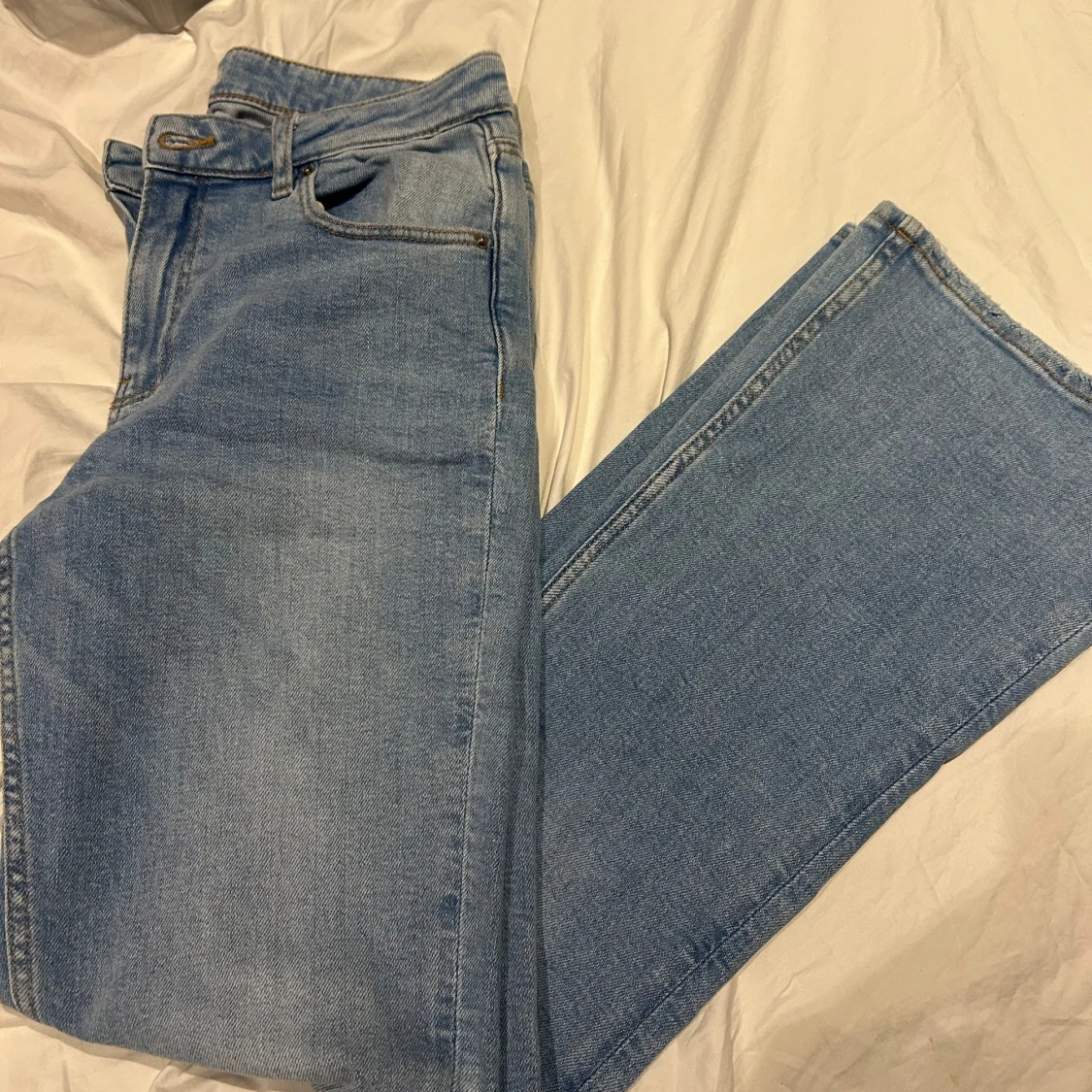 Ljusblå jeans från Gina Young  - 92