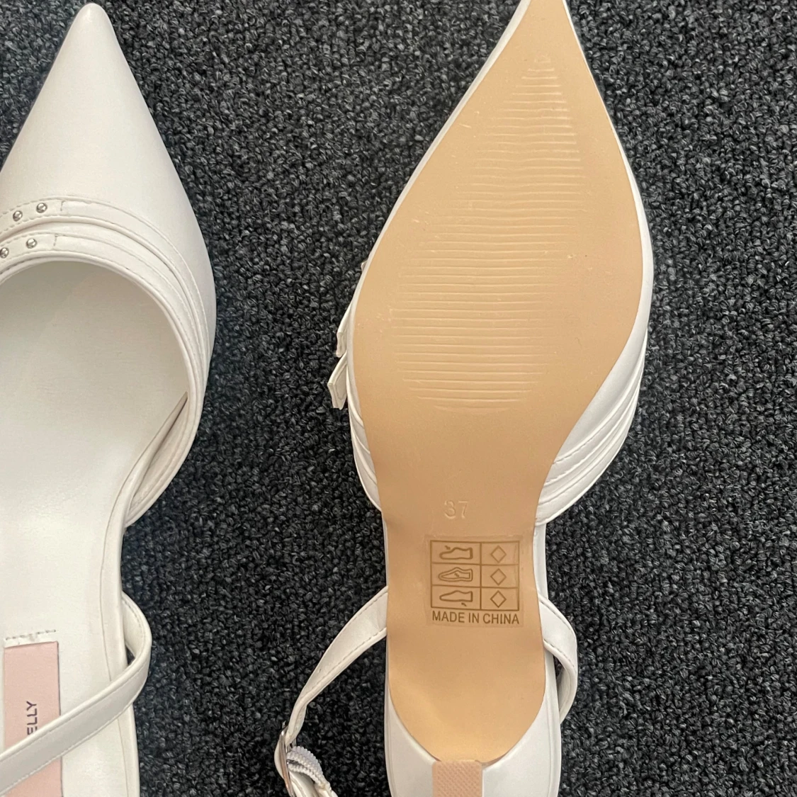 Spetsiga klackar från nelly - 90