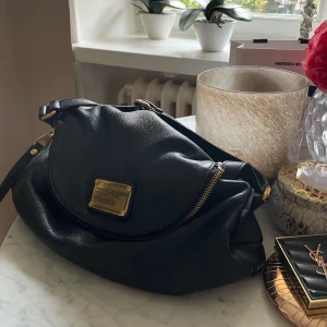 Marc Jacobs väska - Säljer min super fina Marc Jacobs väska, då den inte kommer till användning 💘