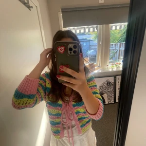 Söt tröja från Zara💘 Aldrig använd, super fint skick🫶 - Inga defekter 