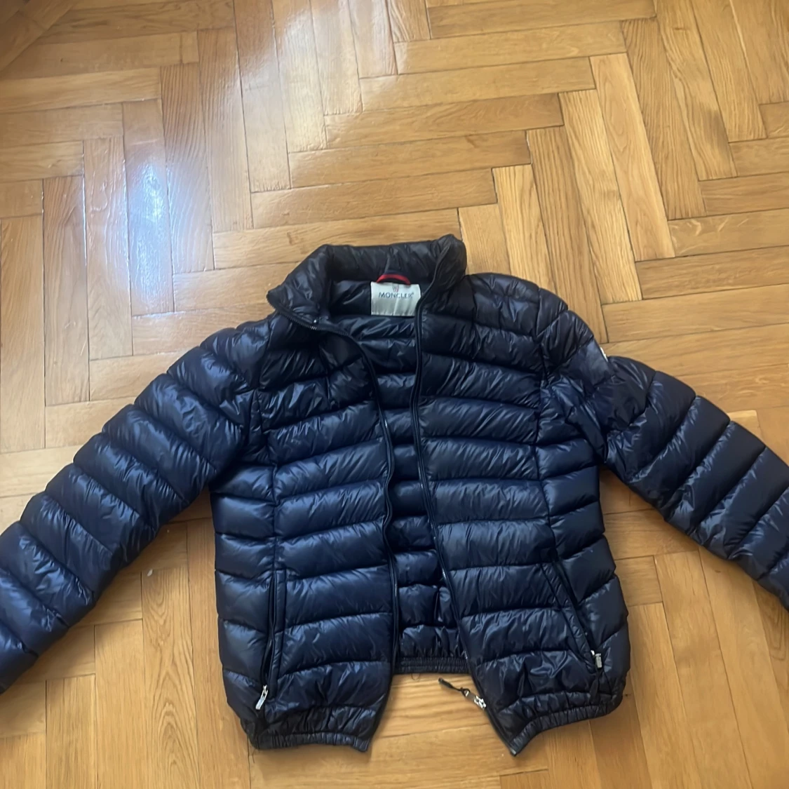 Moncler jacka  - 90
