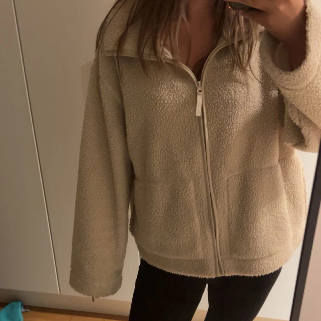 Beige populär teddyjacka H&M - 91
