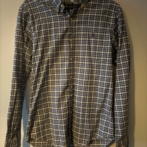 Polo Ralph Lauren skjorta - Jätte bra skick, oanvänd skjorta, inga defekter, originell 