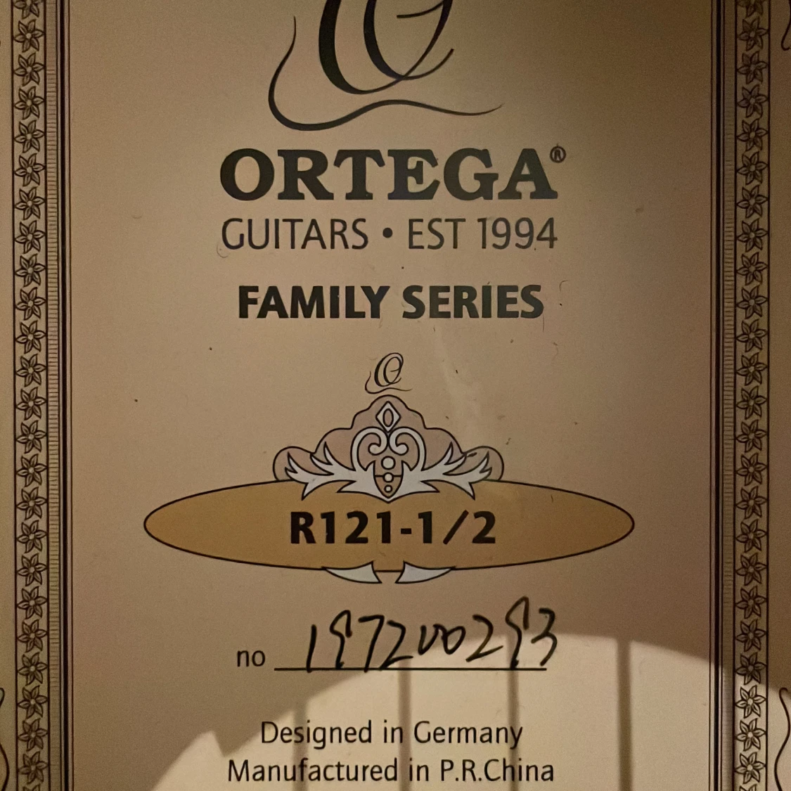 Mindre än vanligt gitar  - 3