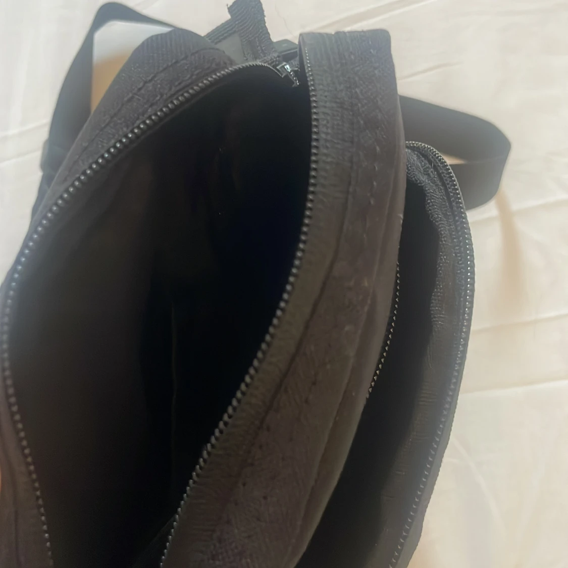 Svart axelväska från Nike Air Max - 3