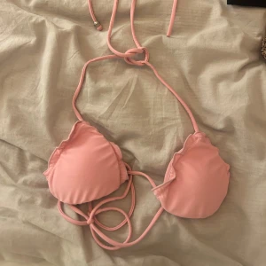 Söt bikini topp - Så söt bikini topp i en jätte fin rosa färg!!! 