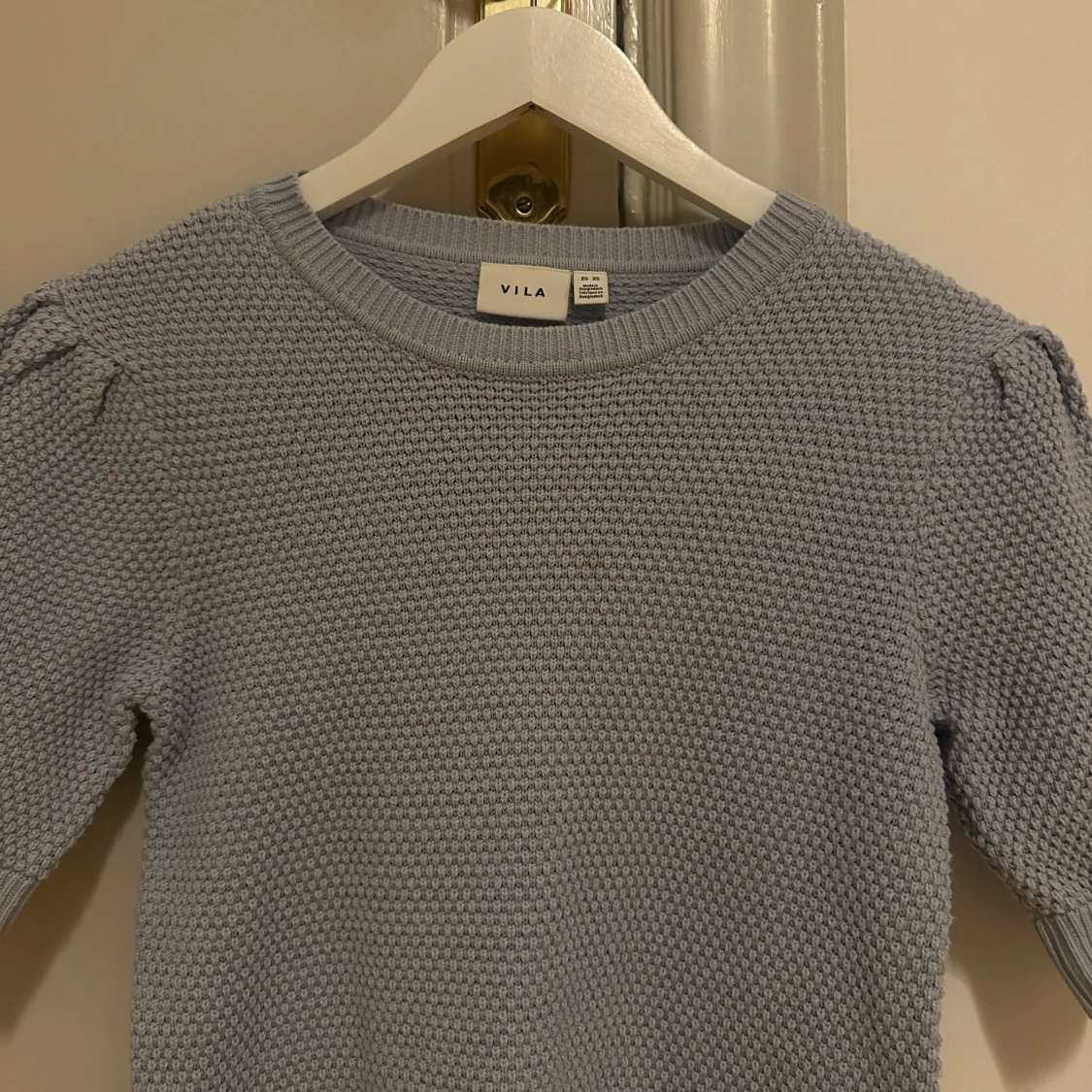 Ljusblå stickad tröja från Vila - 1