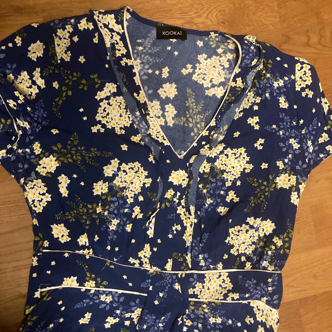 Blommig klänning från Kookai - 2