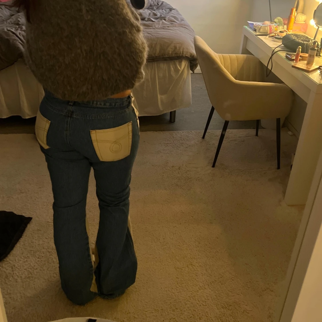 Unika Lågmidjade bootcut jeans - 1