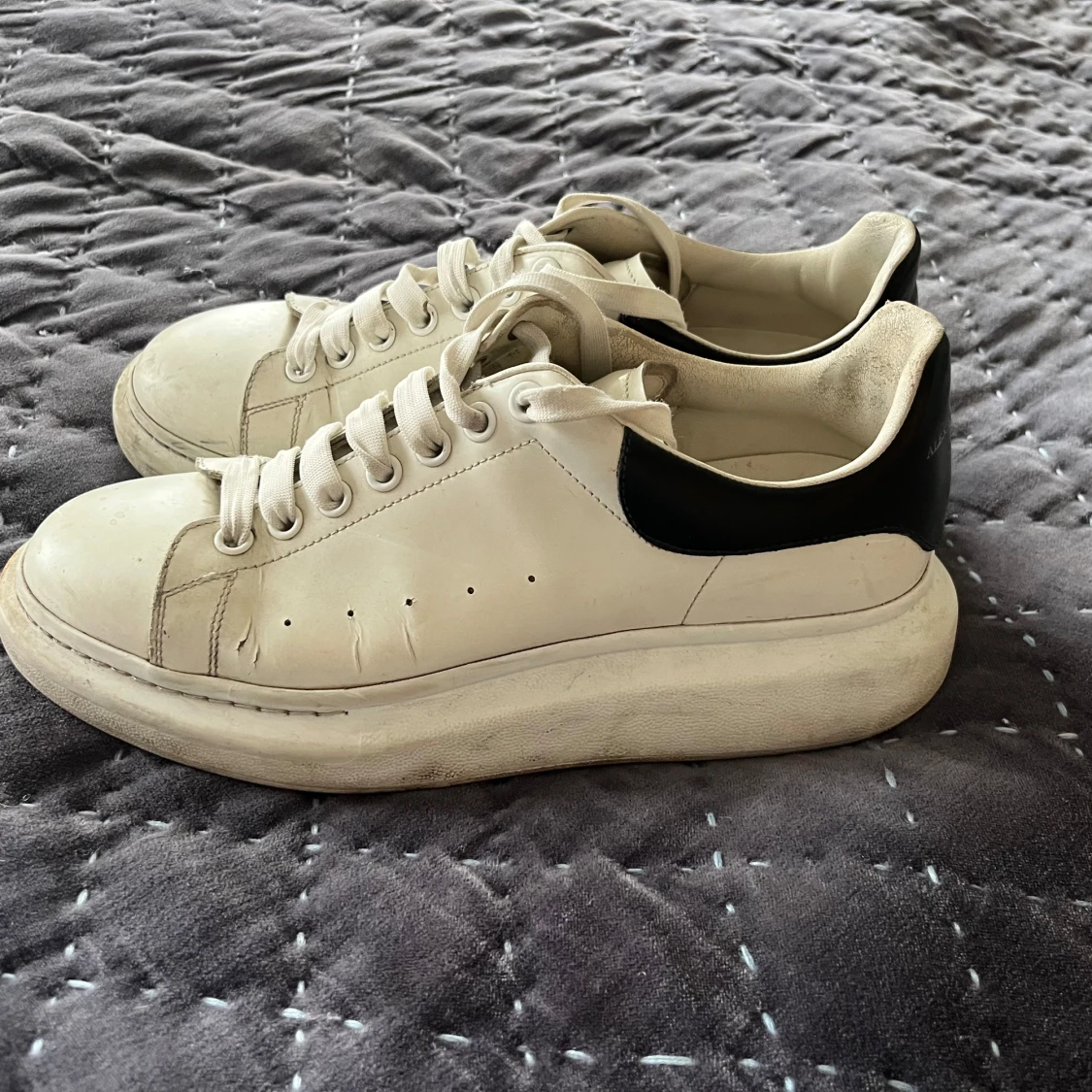 Alexander McQueen sneakers size EU 44 / UK 9.5