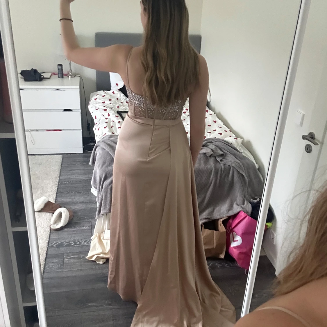 Champagnefärgad långklänning - 3