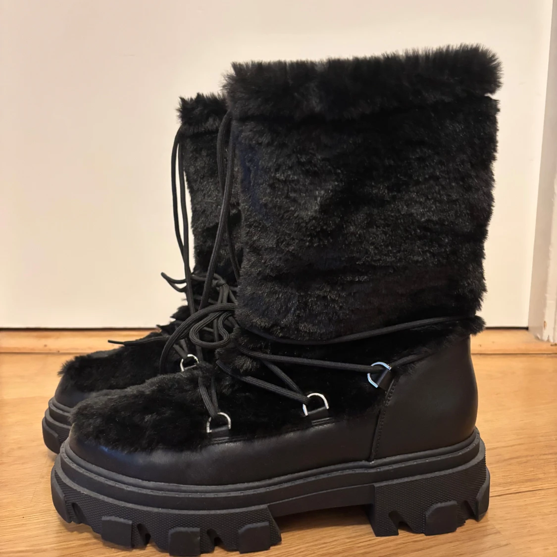 Svarta boots - 1