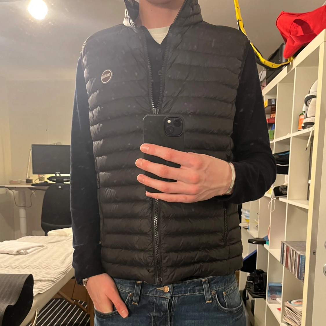 Mörkgrå dunväst från Colmar - 3