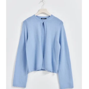 Ljusblå kofta från Gina - Ljusblå kofta från Gina, storlek s, pris kan diskuteras💗