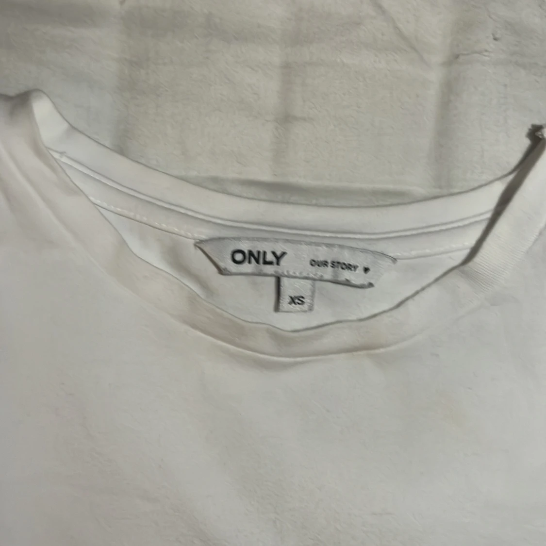 Vit långärmad topp från ONLY - 1