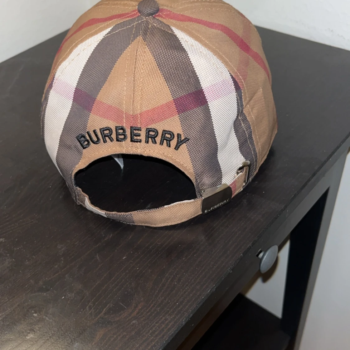 BURBERRY KEPS - 90