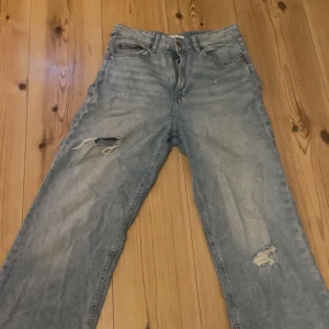 Jeans  - Säljer dessa jeansen 