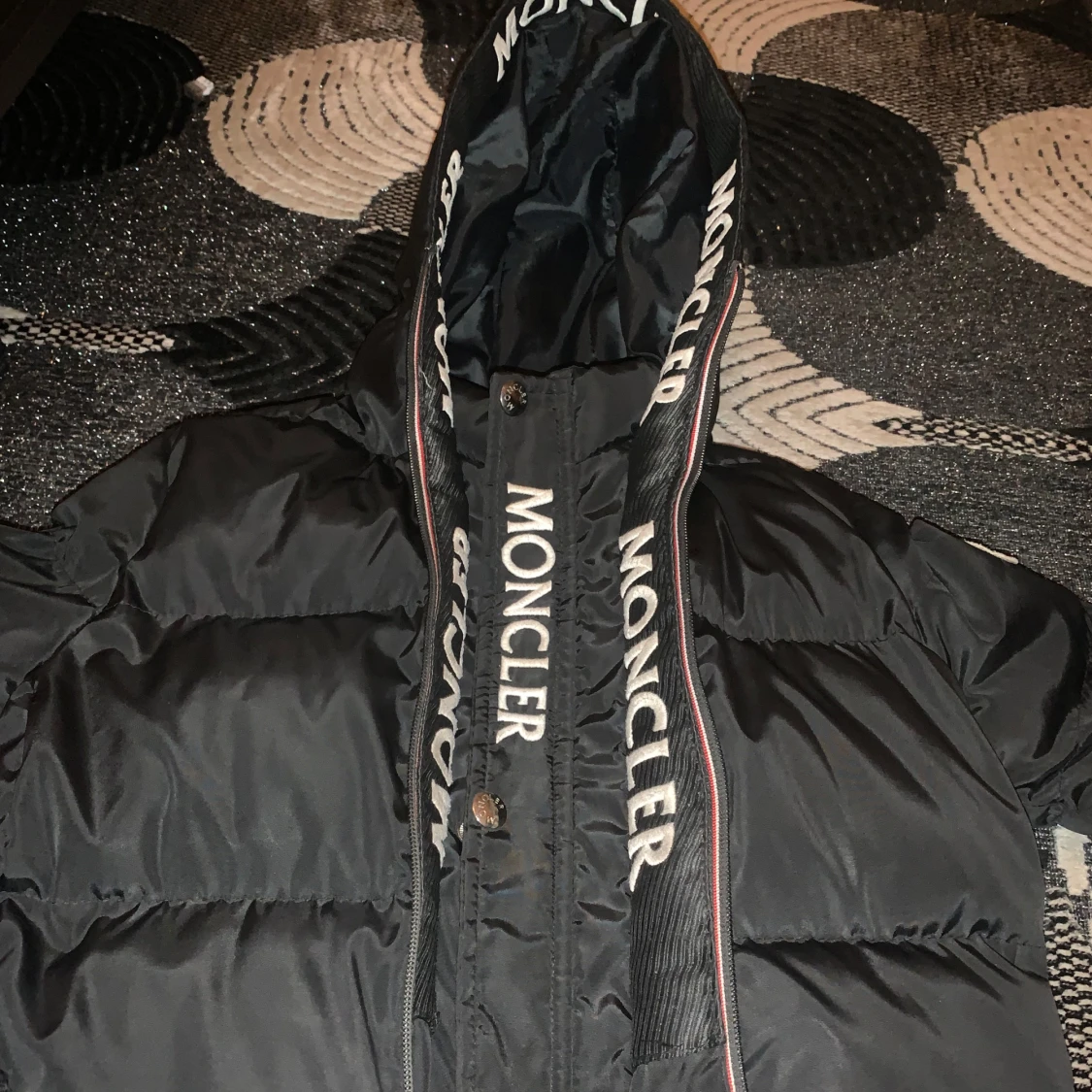 Moncler jacka  - 91