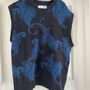 Samsøe Samsøe - Använt nån enstaka gång men är så gott som ny! 